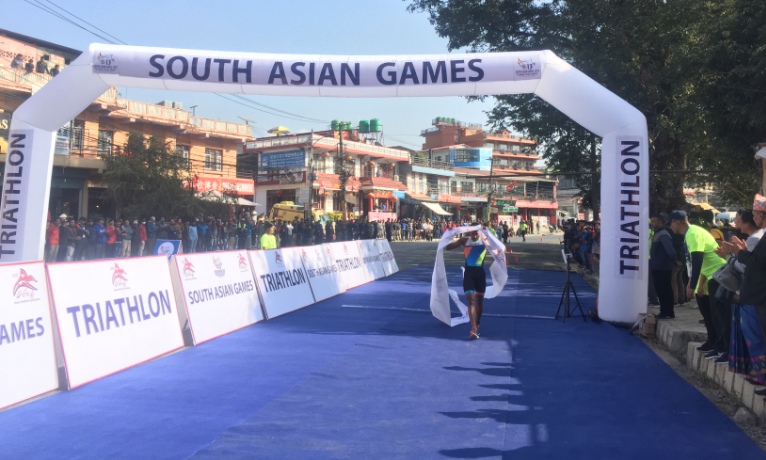 साग अन्तर्गत ट्रायथलनमा महिलातर्फ नेपाललाई स्वर्ण, पुरुषतर्फ कास्य