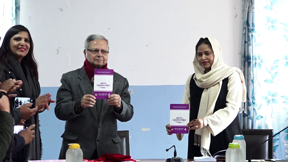 मानवअधिकार आयोगको निष्कर्ष : नेपालमा किशोरीहरु उच्च जोखिममा