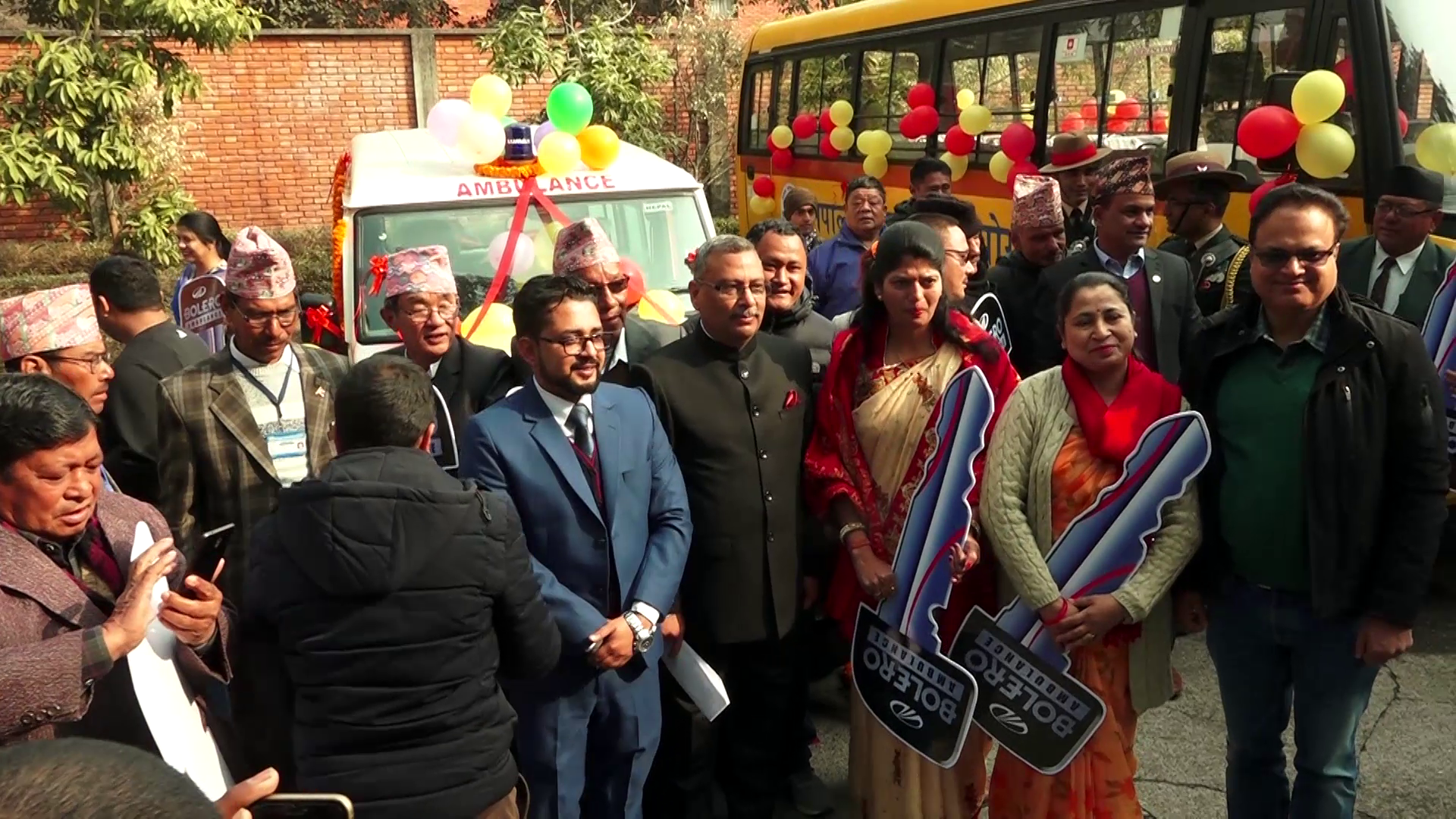 गणतन्त्र दिवसमा भारतले नेपाललाई दियो ३० वटा एम्बुलेन्स