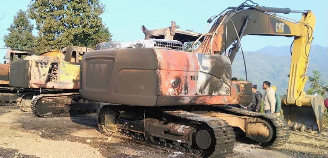 मिक्लाजुङमा बम बिस्फोट, स्थानीय त्रसित