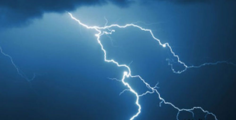 चट्याङ लागेर प्रहरी चौकीका प्रमुखको मृत्यु