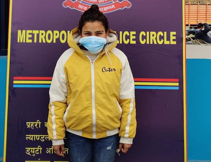 नागढुङ्गाबाट खैरोहिरोइनसहित एक युवती पक्राउ