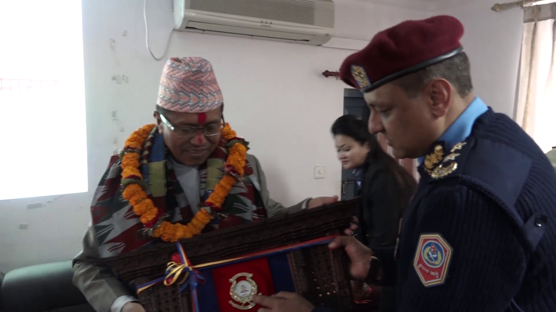 गृहसचिव राईको भव्य विदाई, अख्तियारमा पठाउने सरकारको तयारी