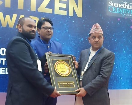 मन्त्री घिमिरे भारतमा नोबल सिटिजन अवार्डबाट सम्मानित