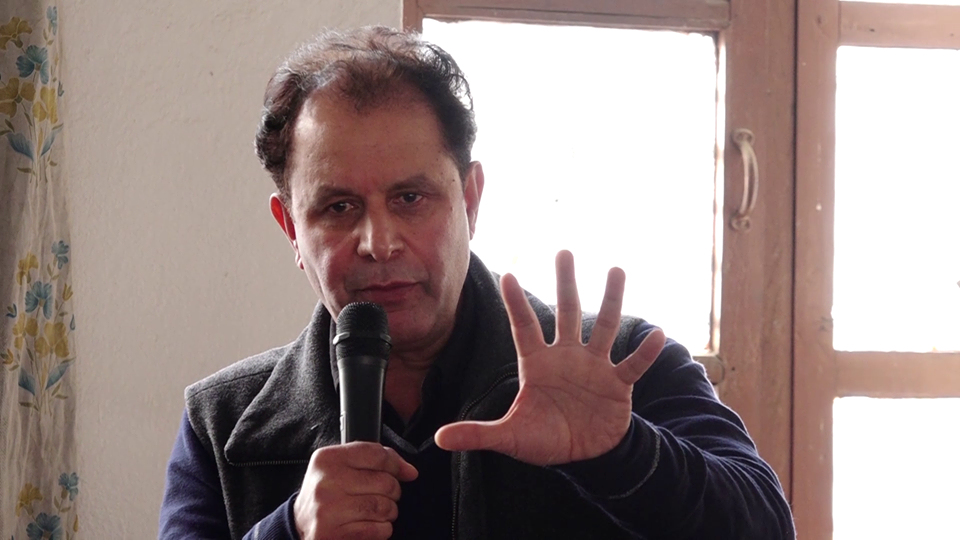 द्वन्द्व पीडितका मनको पीडा कसले बुझिदिने ?