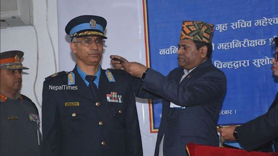 नवनियुक्त आईजीपी ज्ञवालीलाई गृहसचिवले लगाइदिए दर्ज्यानी चिन्ह