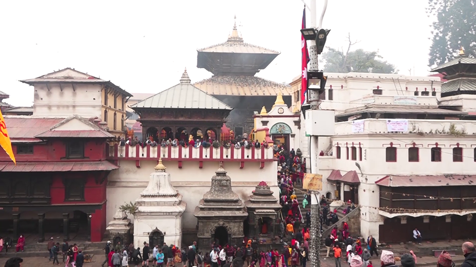 आज महाशिवरात्रि: पशुपतिमा दर्शनार्थीको भीड(फोटोफिचर)