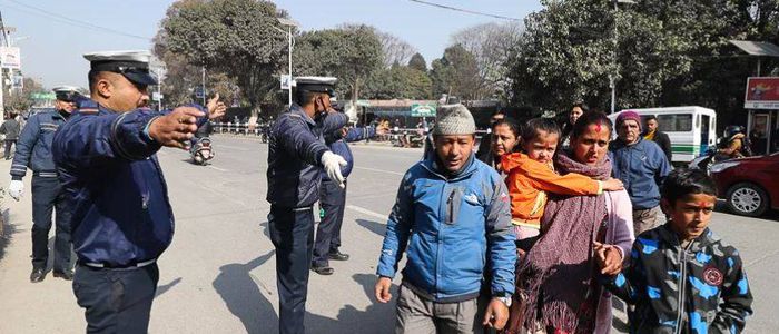 काठमाडौँमा सारङ्गी टोलीले ट्राफिक सचेतना जगाउने