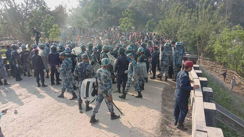 सीमा नाकामा अलपत्र नेपालीलाई आज अन्तिम पटक आउन दिइने