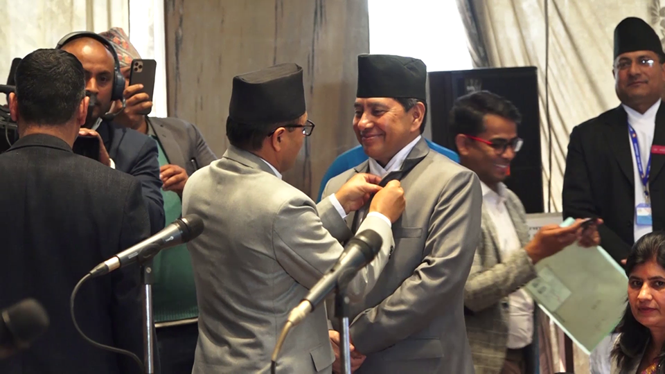 वर्तमान सरकारसंग सम्मृद्ध नेपालको कार्यभार पुरा गरेर देखाउनु बाहेक विकल्प छैनः नारायणकाजी श्रेष्ठ