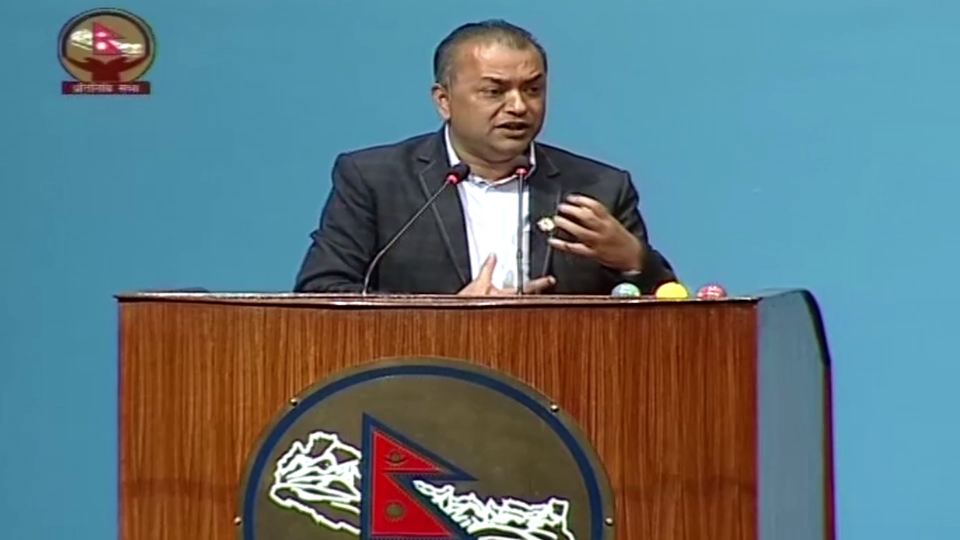 मास्क र औषधीमा कालोबजारी गर्नेलाई जेल हालौंः सांसद