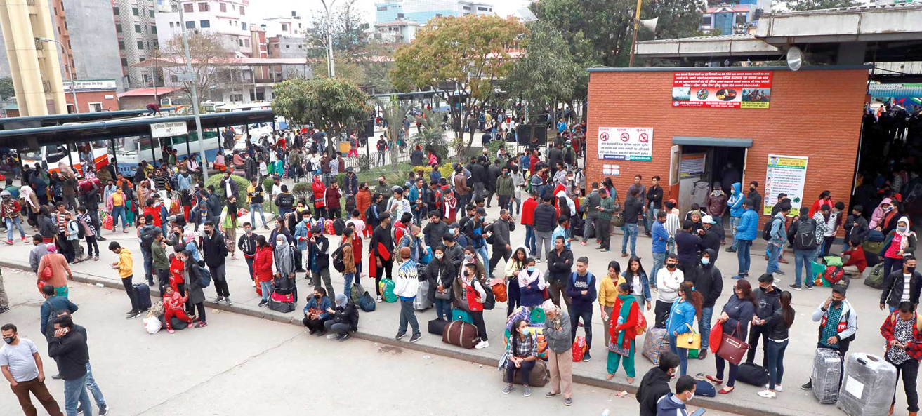 कोरोना कहर: चैत ६ पछि झण्डै ५ लाखले छाडे राजधानी