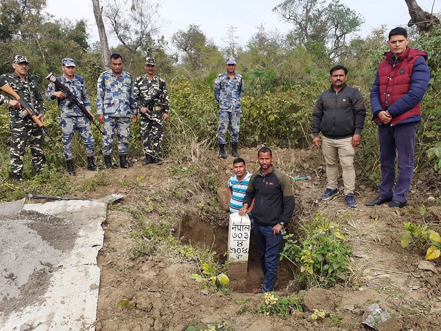 नेपाल र भारतका सीमा स्तम्भ स्तरोन्नति गरिँदै