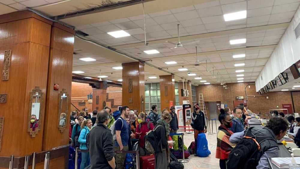 कतार एयरवेजको चार्टर विमान ३ सय ४ जना यात्रु लिएर फर्कियो