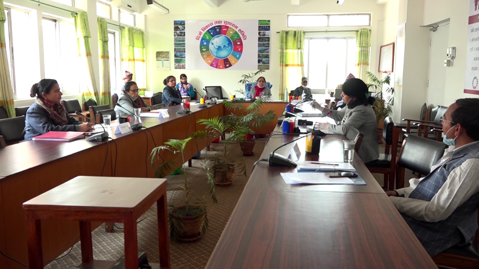 संसदीय समितिमा सरकारमाथि नै खनिए सत्तारुढका सांसद