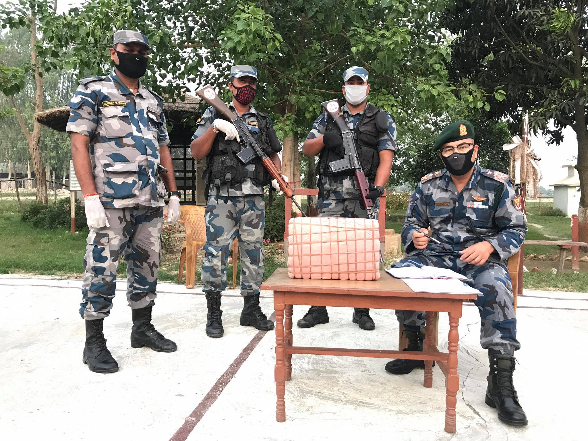 रौतहटमा ९ किलो ५०० ग्राम गाँजा बरामद