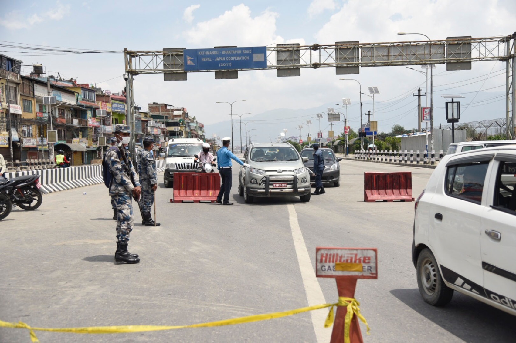 निषेधाज्ञा उल्लङ्घन गर्ने सयभन्दा धेरै गाडी कारबाहीमा