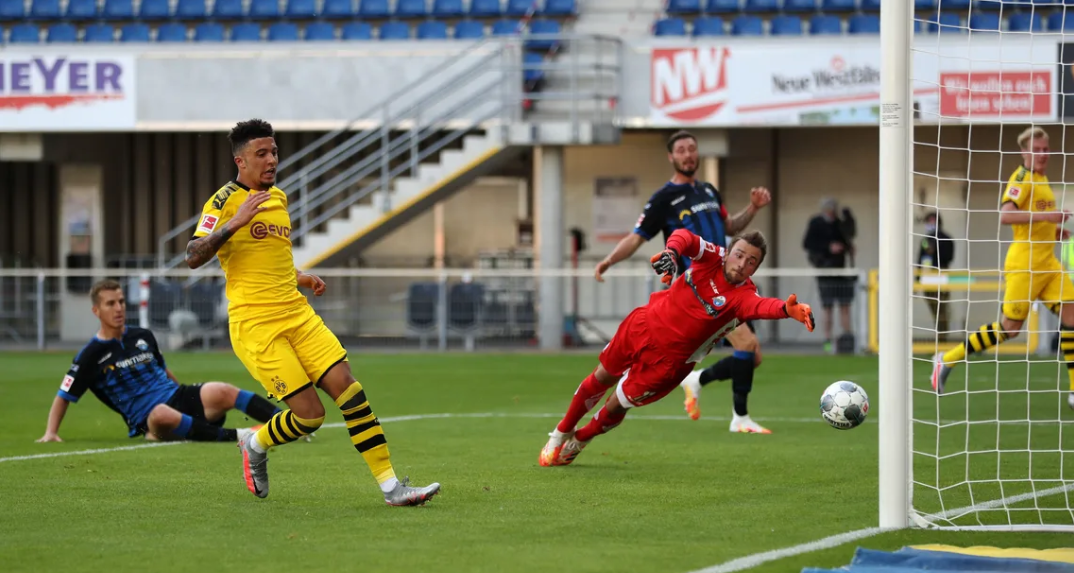 जर्मन बुन्डेस लिगाः पाडार्बोनविरुद्ध बोरुसियाको सहज जित