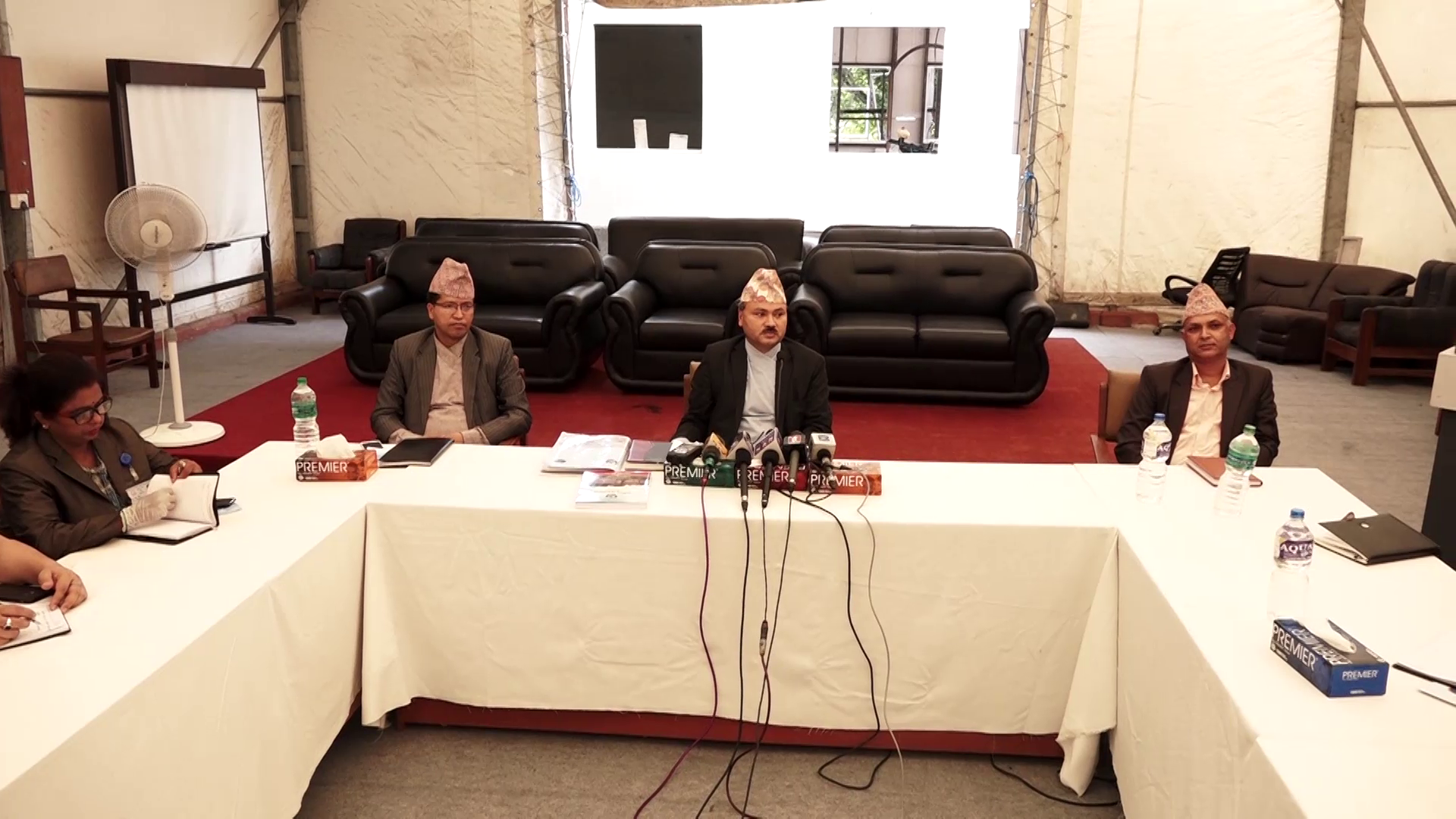 सर्वाेच्चबाट ४५ दशमलव ४३ प्रतिशत मुद्दा फछर्यौट