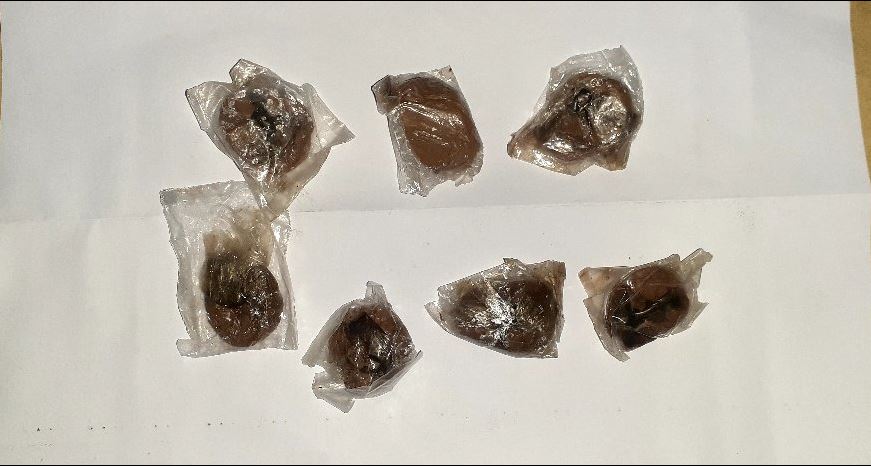 बिराटनगरबाट प्रतिबन्धित लागुऔषधसहित तीनजना पक्राउ