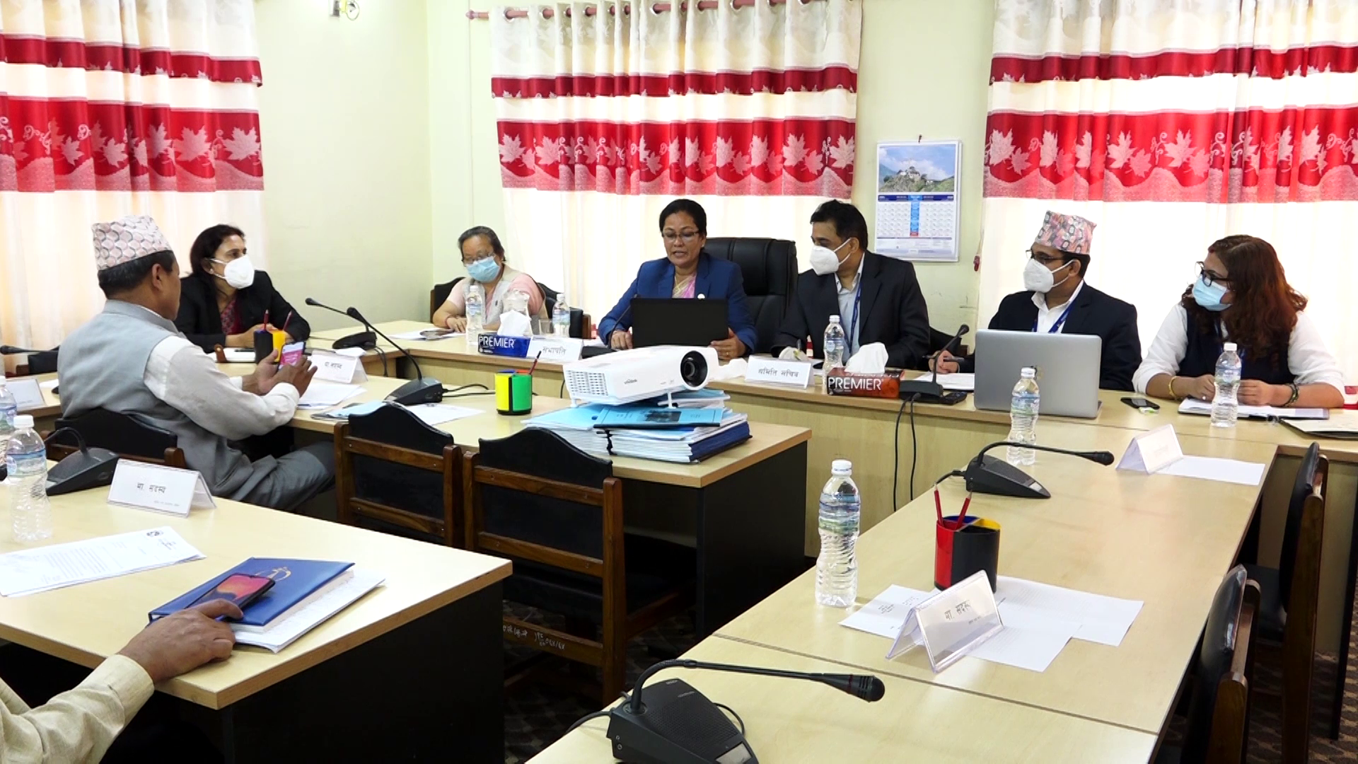 प्रसूति विदाको अधिकार कार्यान्वयन गर्न संसदीय समितिको निर्देशन