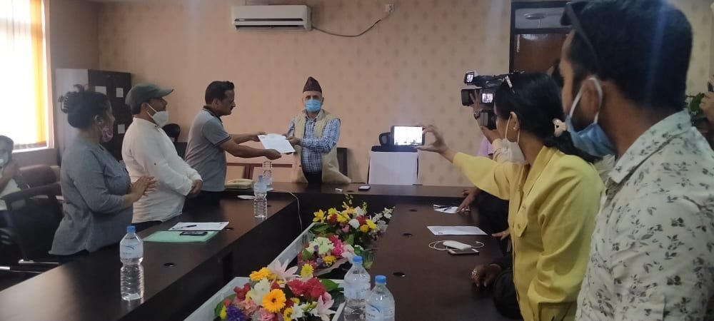 पेट्रोलियम पदार्थमा गरिएको मूल्यवृद्धि फिर्ता लिन नेविसंघको माग