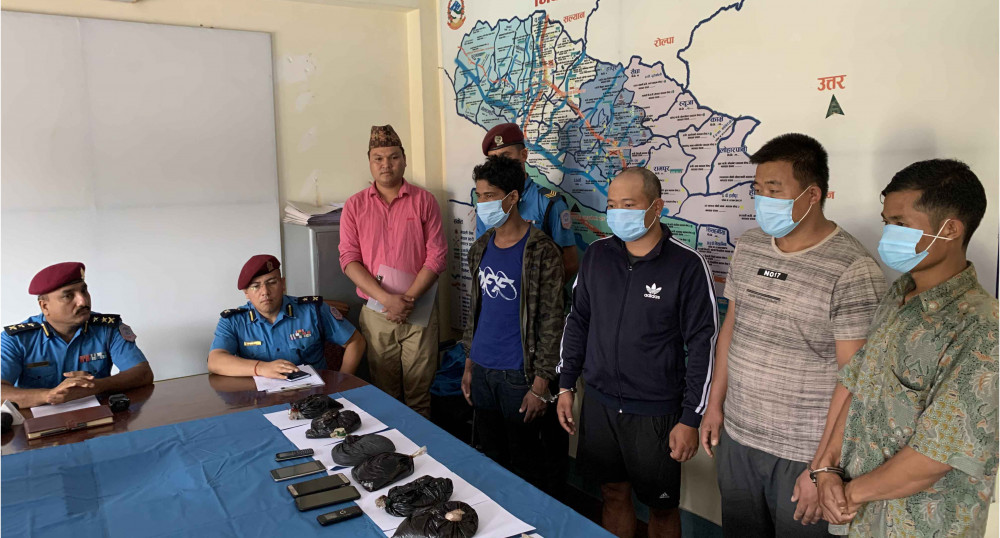 दाङमा अफिमसहित चार जना पक्राउ