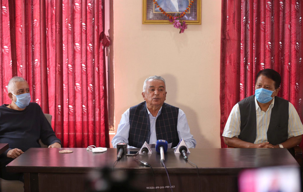 पत्रकार सम्मेलन गरेरै रामचन्द्रले देउवाविरुद्ध दुखेसो पोखे