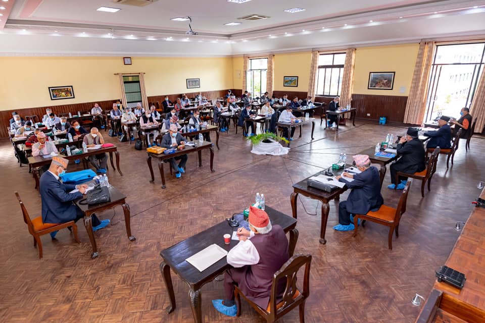 चैतमा एकता महाधिवेशन गर्ने नेकपाकाे निर्णय