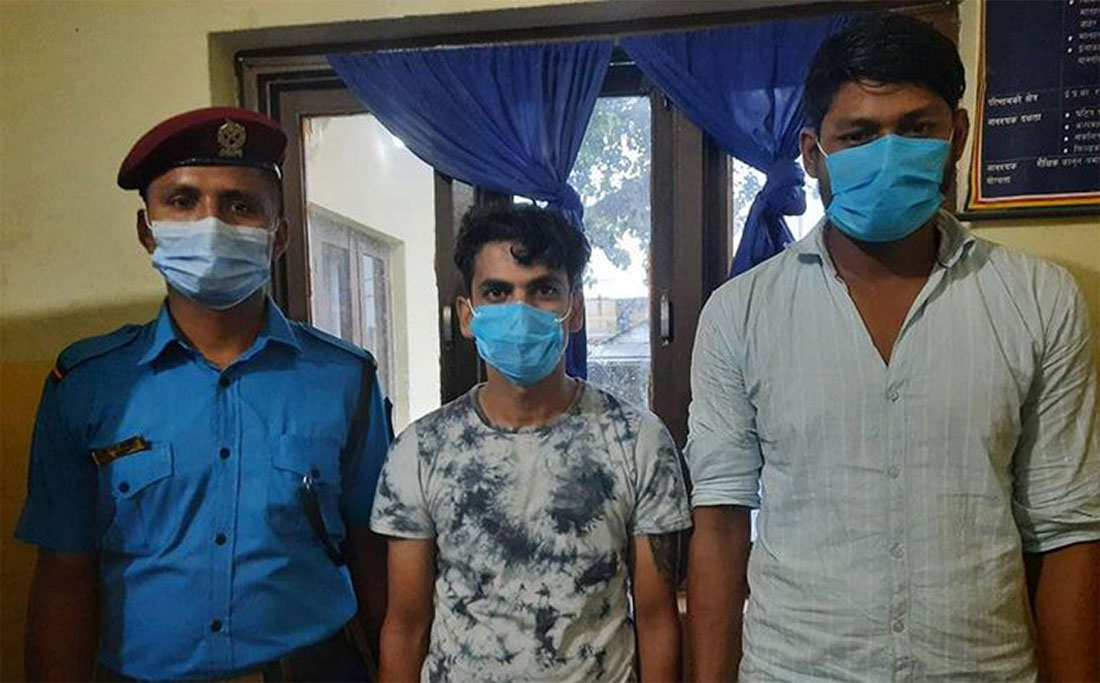 इमोमा २५ लाख रुपैयाँ चिठ्ठा परेको भन्दै ठगी गर्ने दुईजना पक्राउ