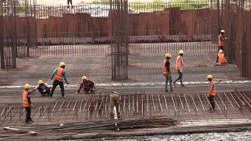 कोभिडले असर पारेपनि संसद भवन तोकिएको समय अगावै बन्ने