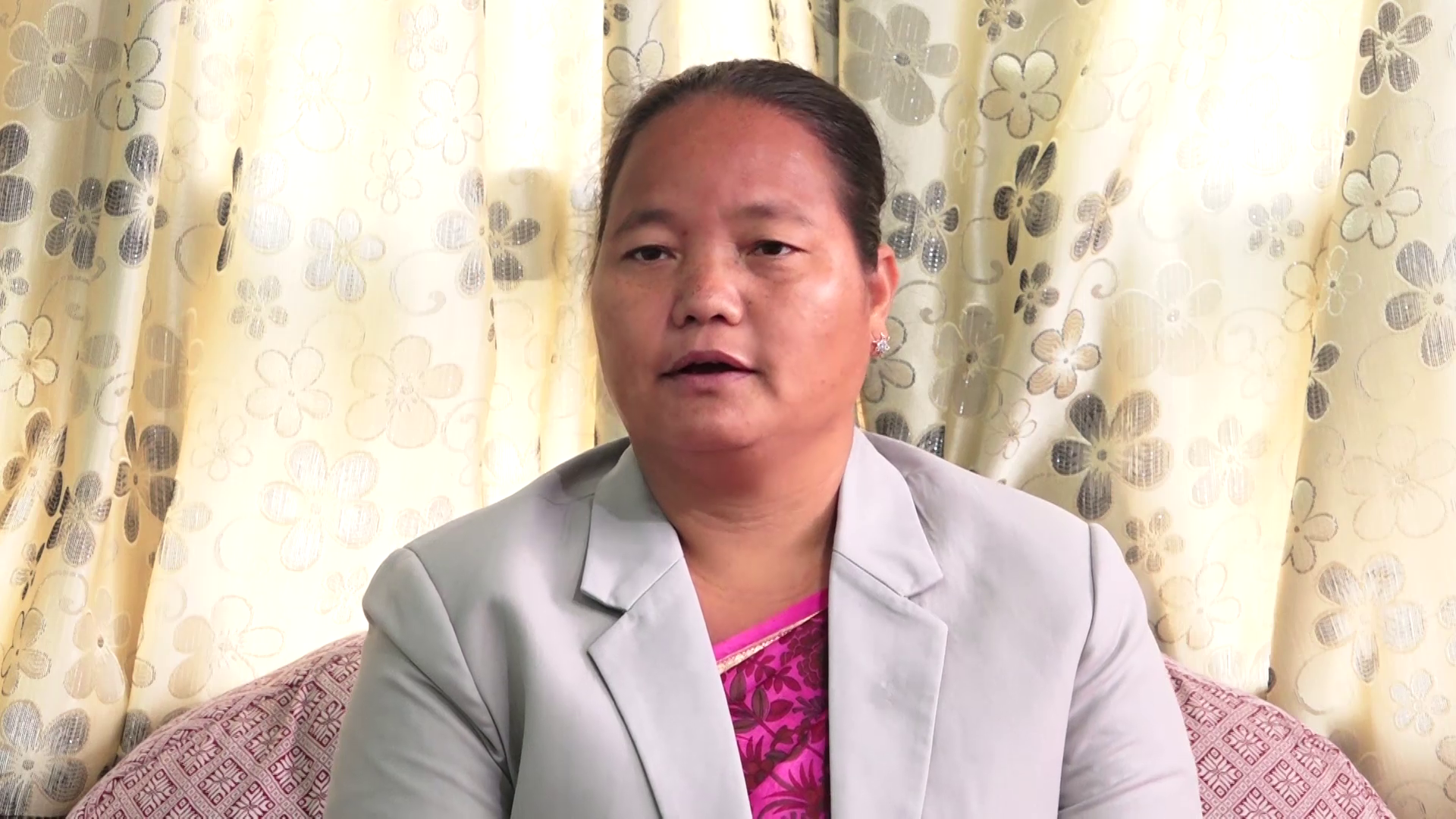 संसदको अधिवेशन तत्काल आह्वान गर्न पूर्व सभामुखहरुको जोड