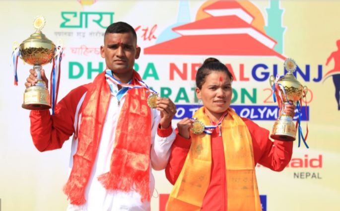 सशस्त्रका गोपीचन्द्र र पुष्पाले उचाले छैटौं नेपालगन्ज म्याराथनको उपाधि