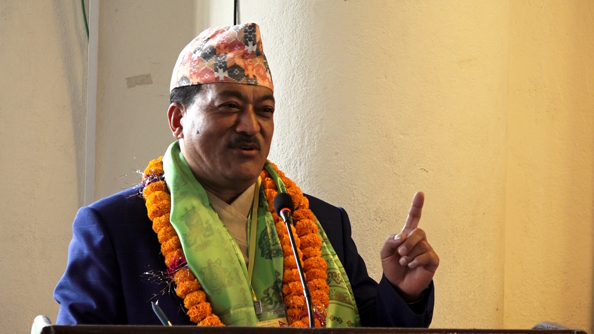 प्रधानमन्त्री ओलीको विकल्प अरु कोही हुनै सक्दैन: राज्यमन्त्री मानन्धर