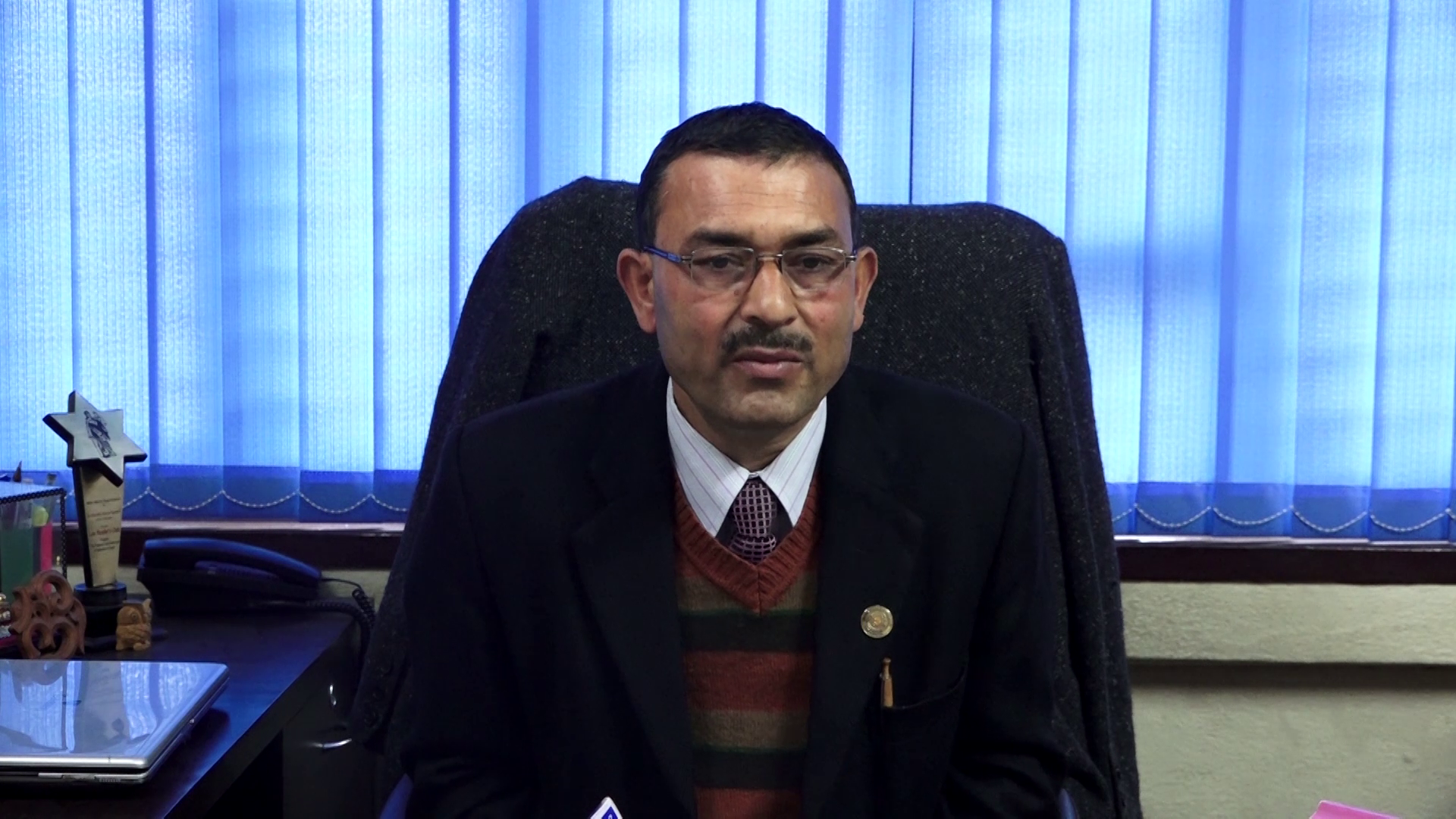 अध्यादेश जारी गर्ने वित्तिकै परिषद्को बैठक बोलाउन मिल्दैनः संविधानविद्