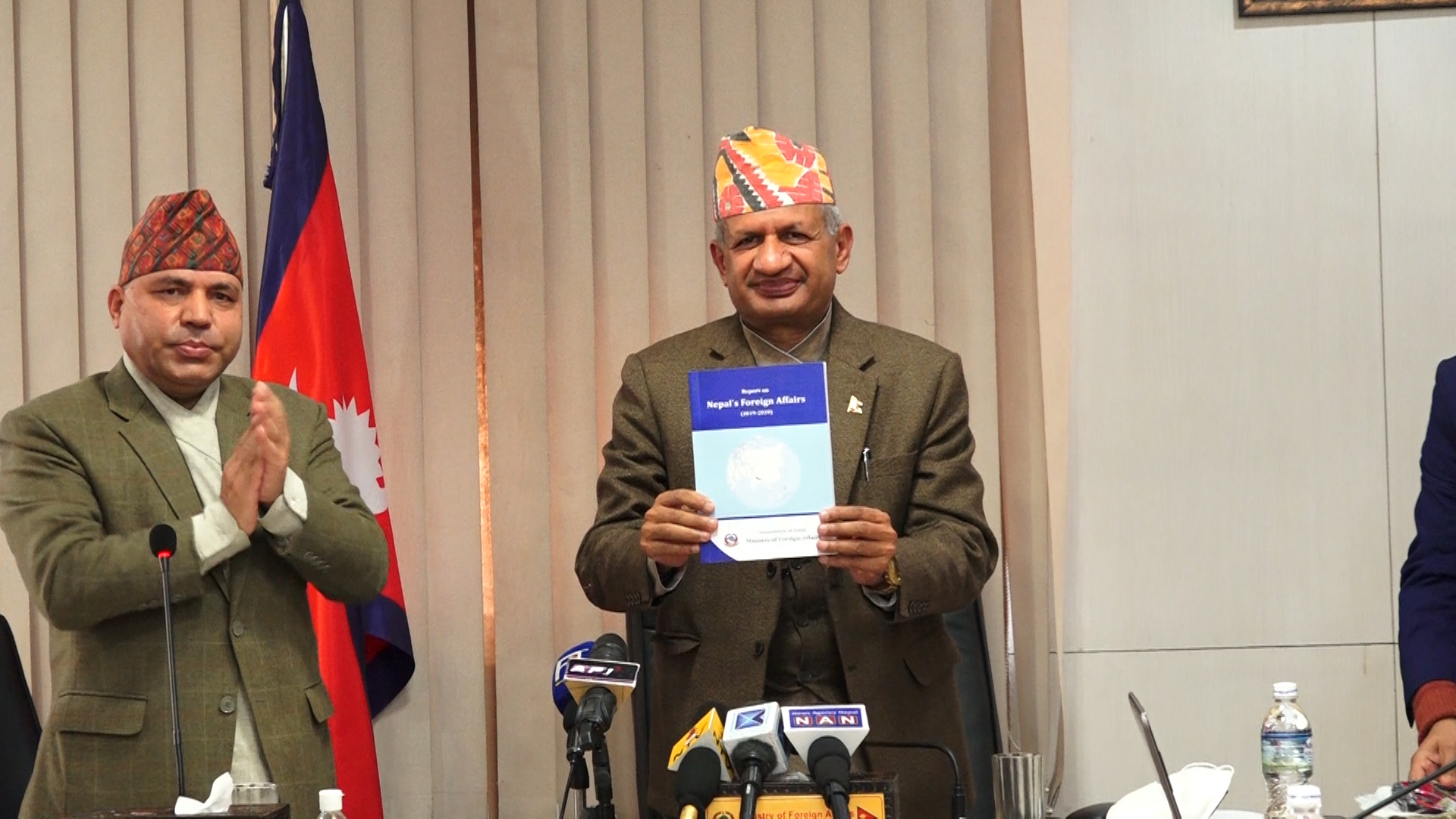 राष्ट्रिय हितको सम्बद्र्धन र प्रवद्र्धन गर्ने लक्ष्यसहित परराष्ट्र नीति सार्वजनिक