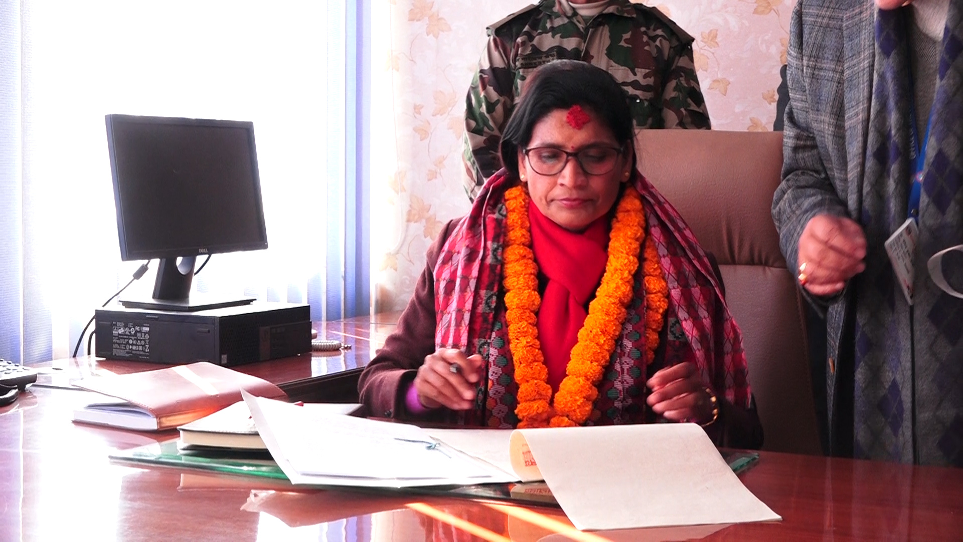 फागुनदेखि कृषक परिचय पत्र वितरण गर्न मन्त्रीले गरिन् हस्ताक्षर