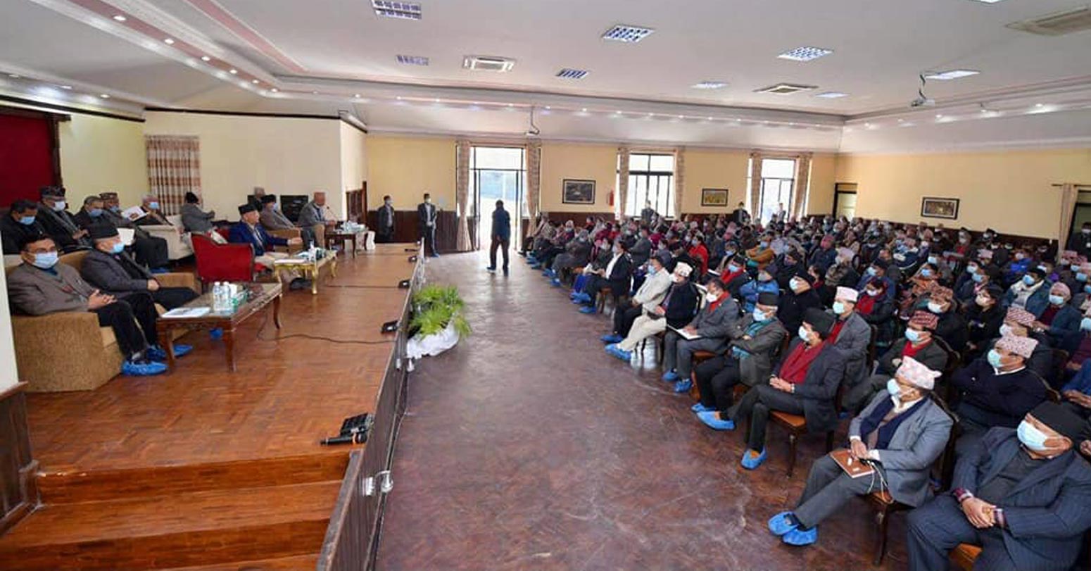 दिउँसो ३ बजे एमाले बैठक बस्दै, आज पनि नेपाल खेमा नजाने