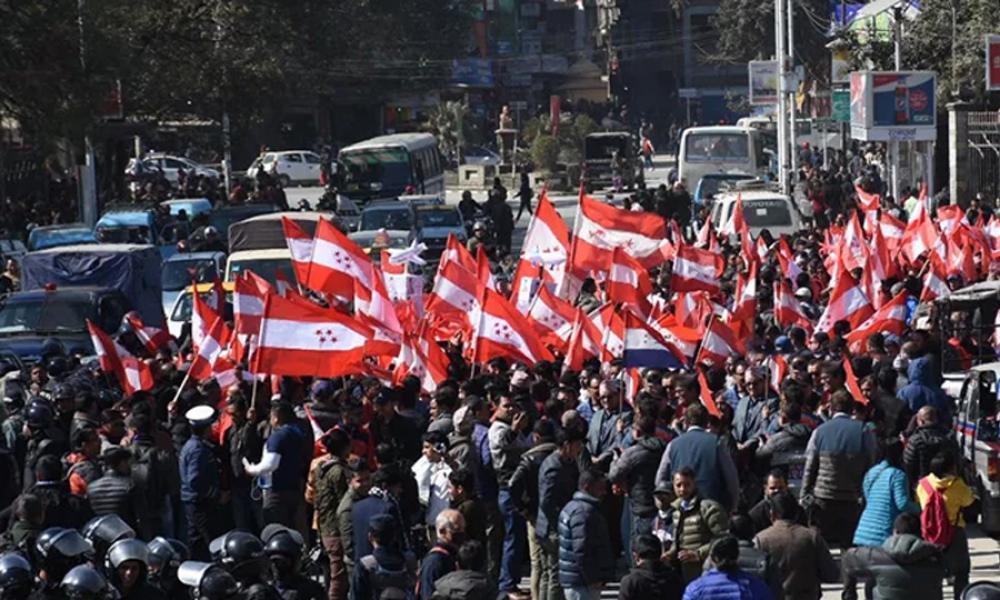 सरकारविरुद्ध कांग्रेस सडकमा