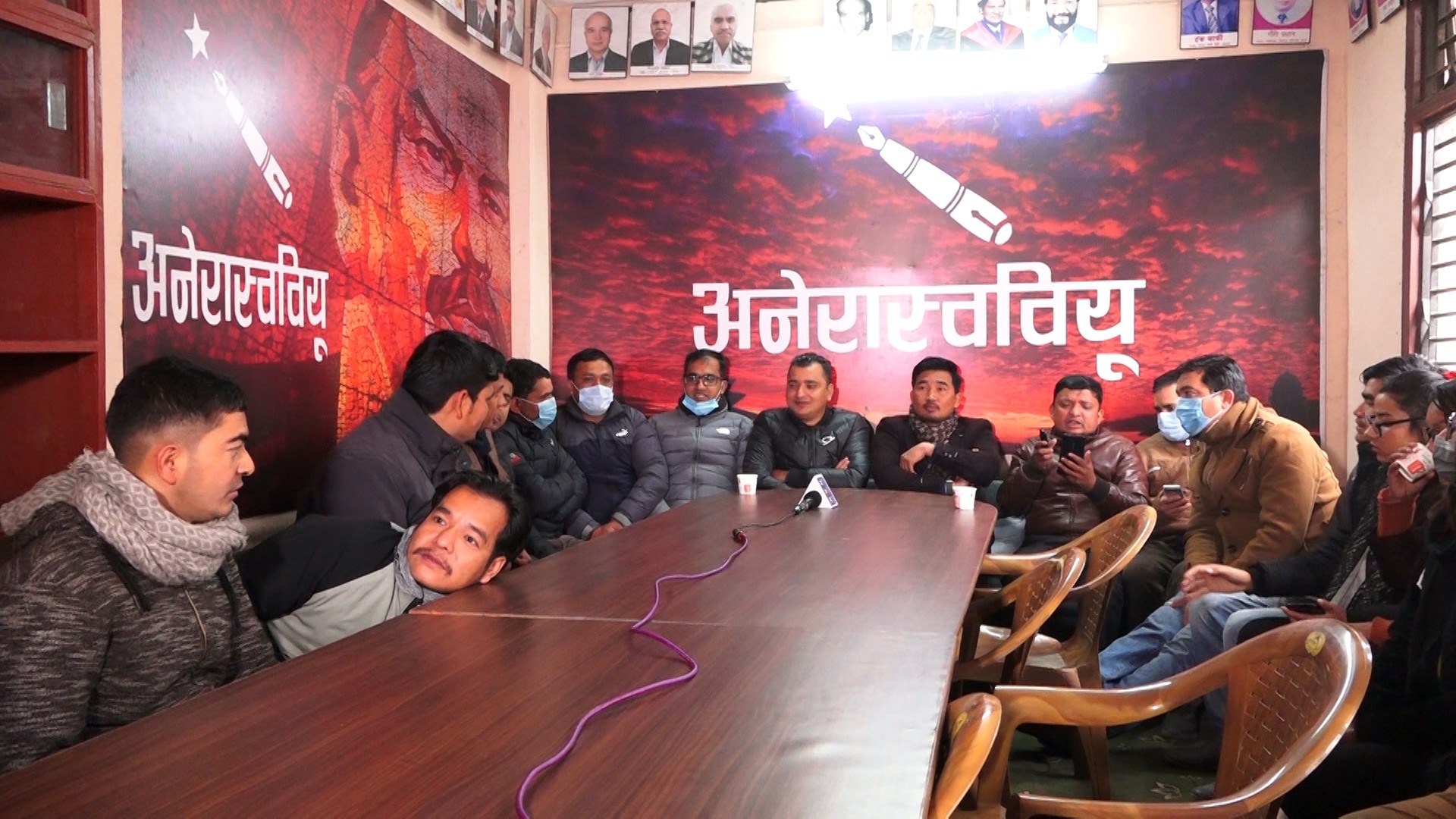 प्रचण्ड–नेपाल समूहका विद्यार्थीहरुले लाल्टिन, सिठ्ठी, लाठी जुलुश प्रदर्शन गर्ने