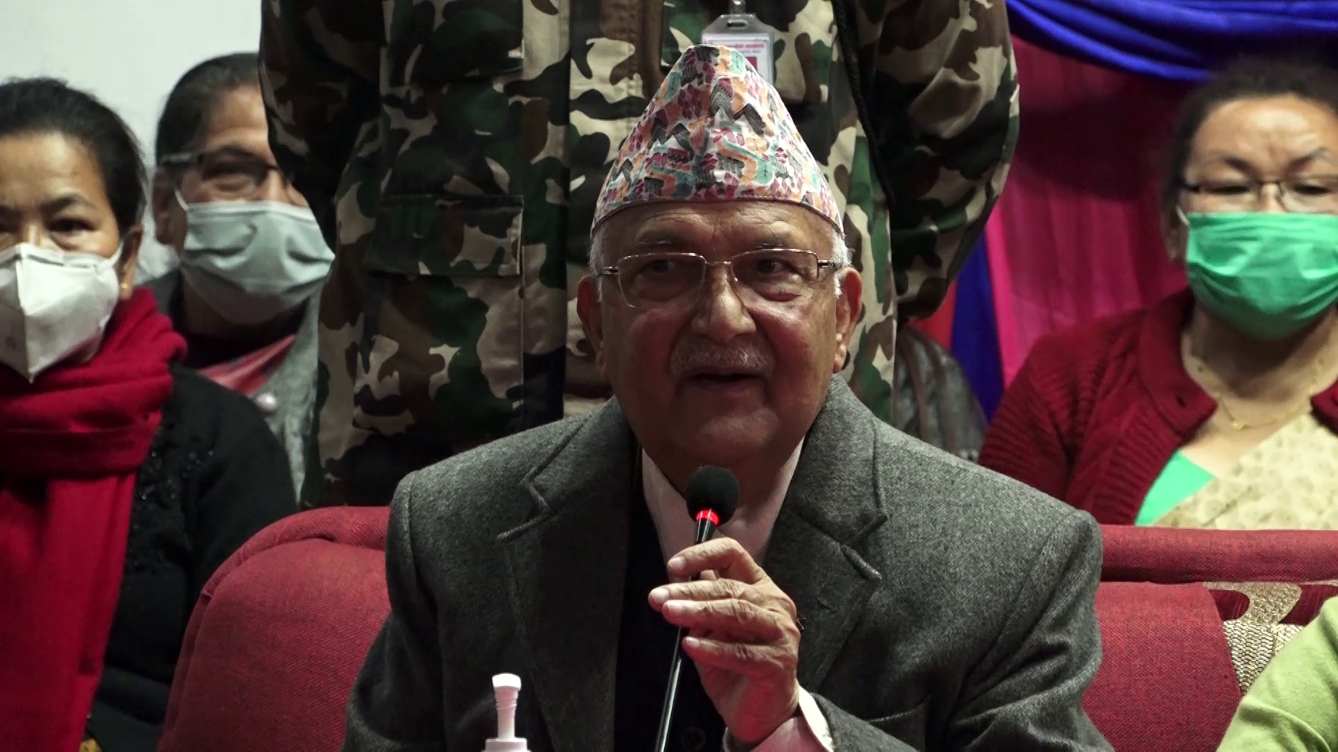 प्रधानमन्त्रीको हैसियतमा गरेका कामको जवाफदेहिता लिन्छु : ओली