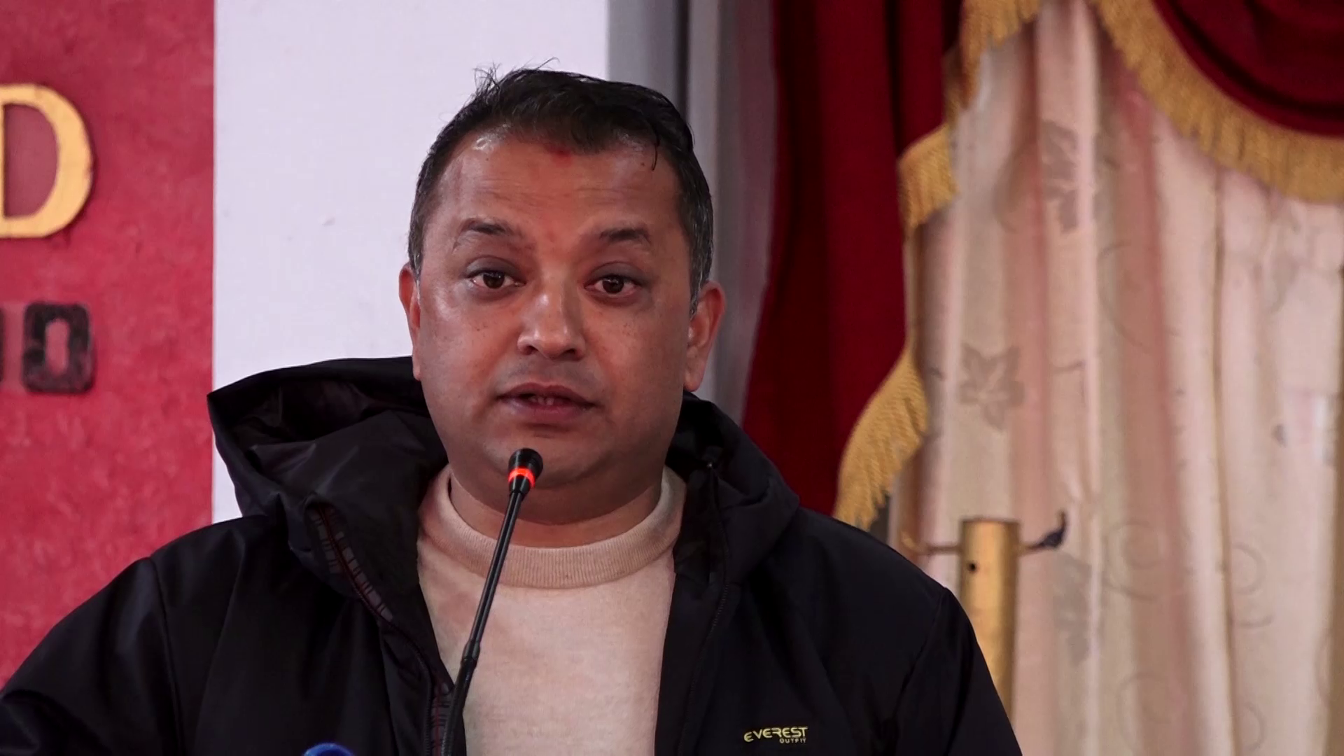 जनादेश गुमाउँदा पनि नेकपाले जनतासँग क्षमा मागेनः गगन थापा