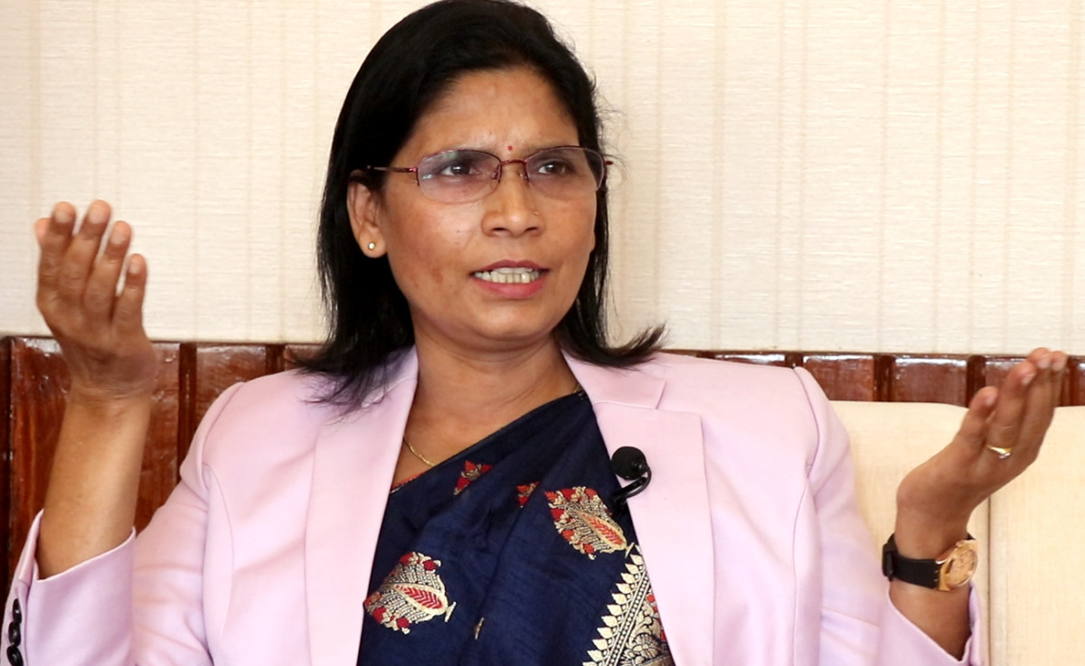 मन्त्री अर्याललाई स्याङ्जामा कालो झन्डा देखाइयो