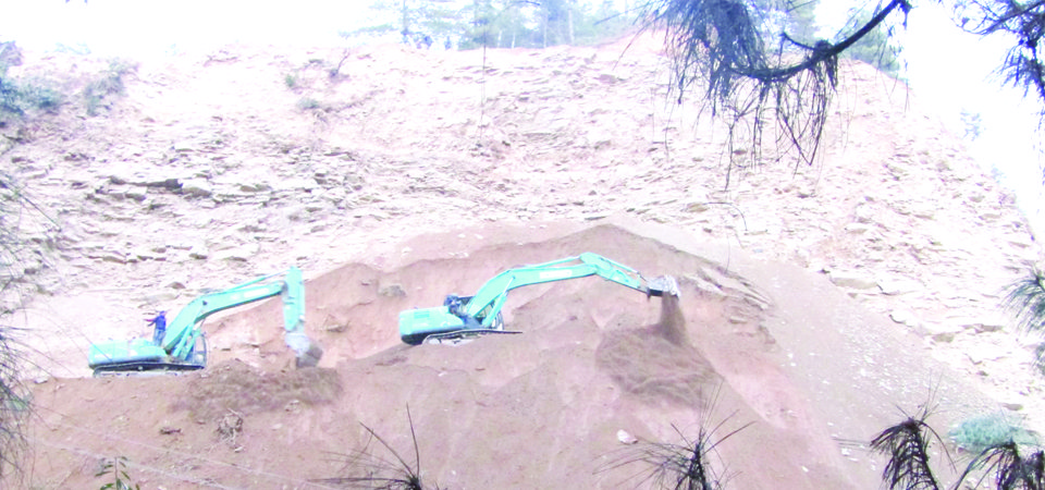 हेटौँडा र काठमाडौँ जोड्ने सबैभन्दा छोटो मातातीर्थ–कुलेखानी सडक निर्माण तीव्र