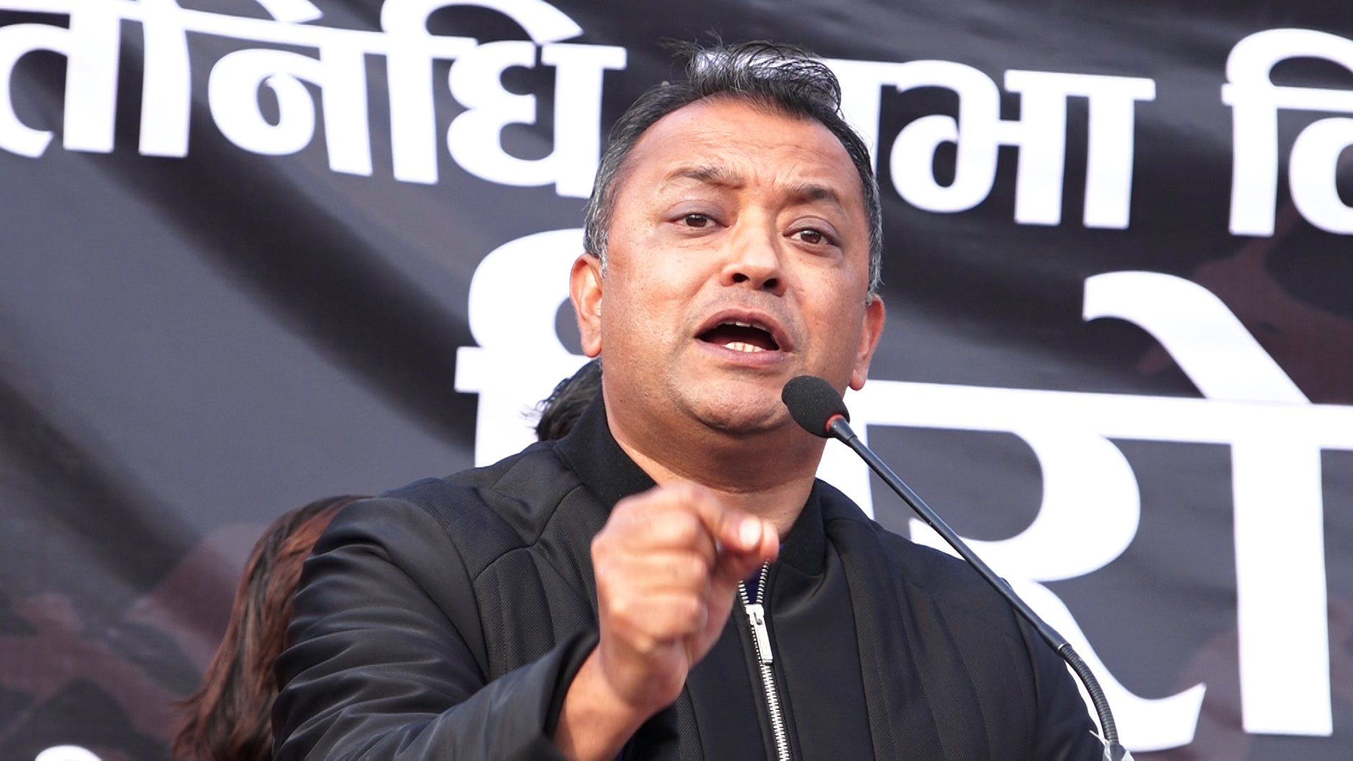 कायरले मात्रै अदालतमा भएको विषयमा बोल्दिन भन्छः गगन थापा