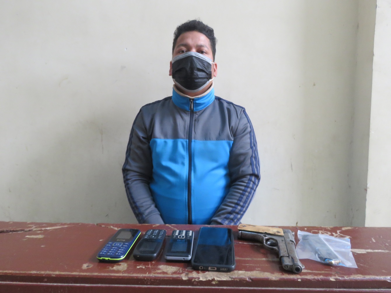 मोरङमा शिक्षकको हत्या गर्ने विप्लव कार्यकर्ता पेस्तोलसहित पक्राउ