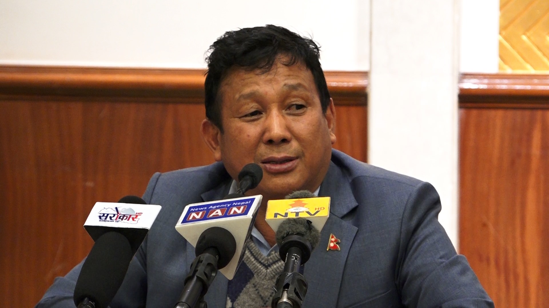 ताजा जनादेशले मात्रै मुलुकलाई निकास दिन्छः सञ्चारमन्त्री