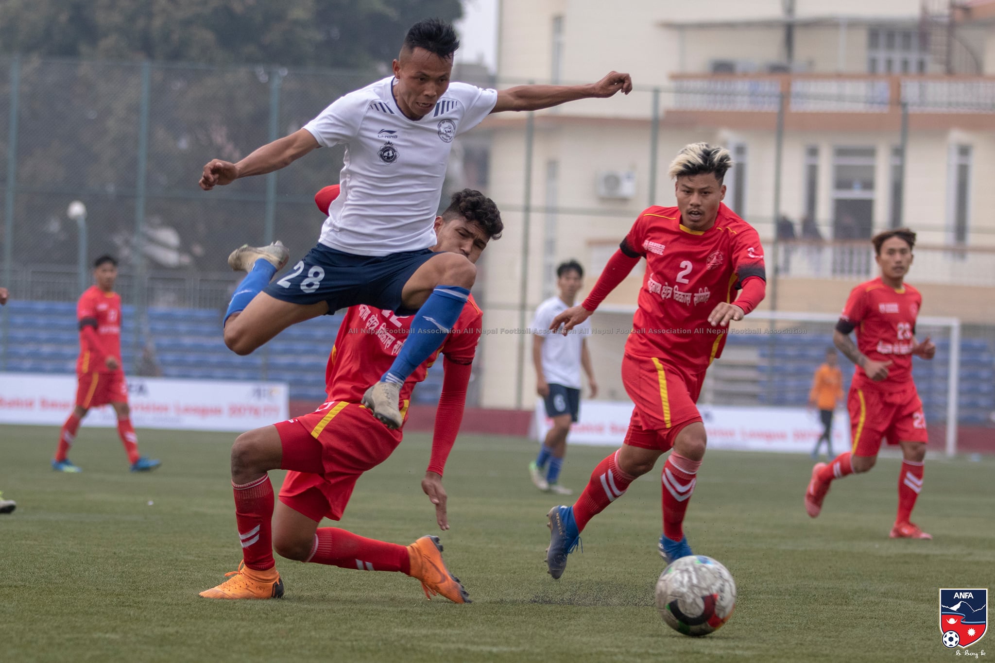 बी’ डिभिजन लिगमा सातदोबाटो र मध्यपुर विजयी