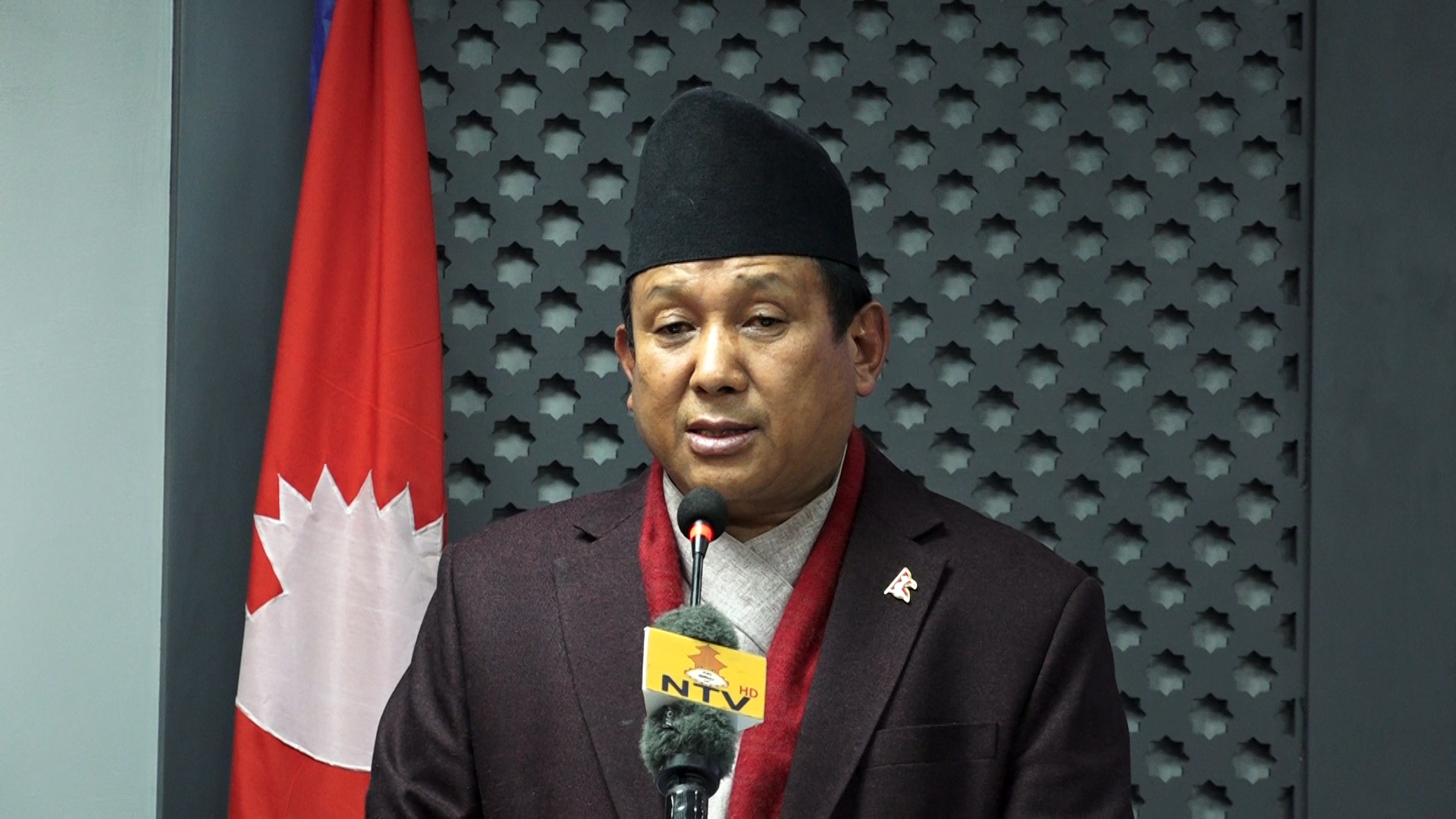 ओली नेतृत्वको पार्टी नै आधिकारीक पार्टी हो भन्ने बुझ्नुः सञ्चारमन्त्री