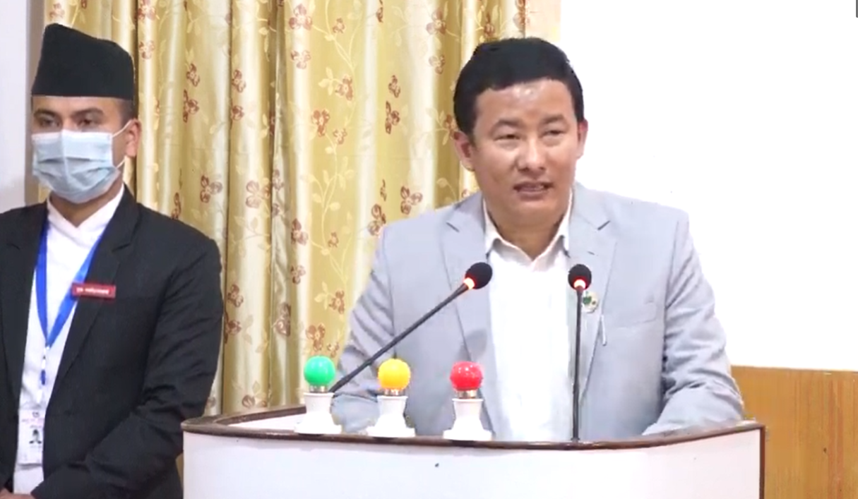 प्रदेश १ का मुख्यमन्त्री राईविरूद्ध प्रदेशसभा बैठकमा अविश्वासको प्रस्ताव पेश